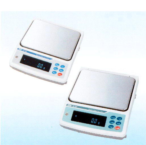 ���ܹ��I(y��)��ƽ,31kg/6.1Kg,1g/0.1g